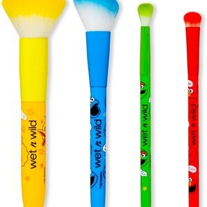 wet n wild x Sesame Street, 4-Piece Makeup Brush Set